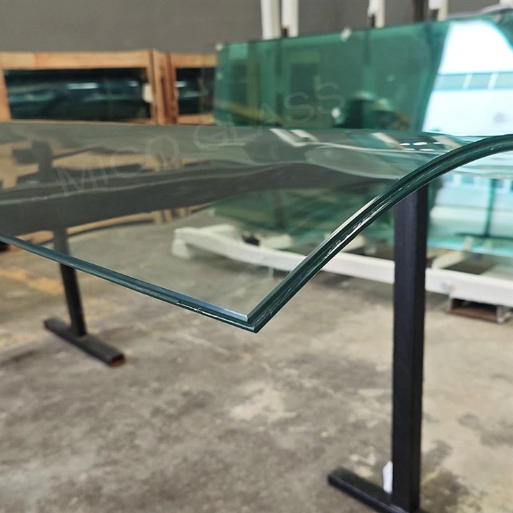 Kaca Berlapis Melengkung Terbaja
