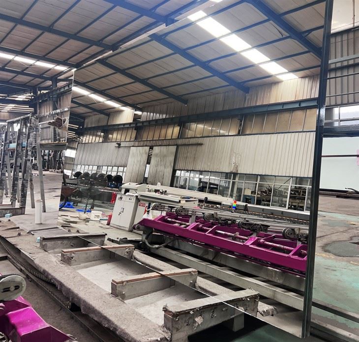 silver mirror glass panels at MIGO GLASS