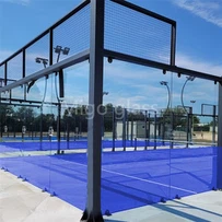 Pemasangan gelanggang tenis padel