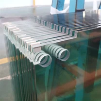Pintu Kaca Terbaja untuk Pejabat