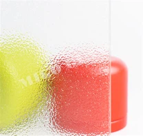 Kaca yang dikaburkan untuk pintu mandi